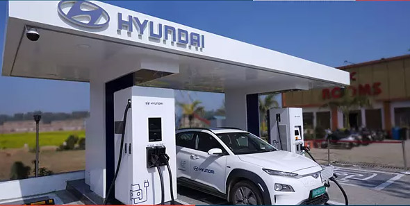 HYUNDAI.jpg