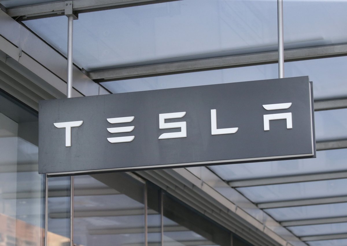 Tesla-breaks-ground-on-Megapack-battery-factory-in-Shanghai.jpg